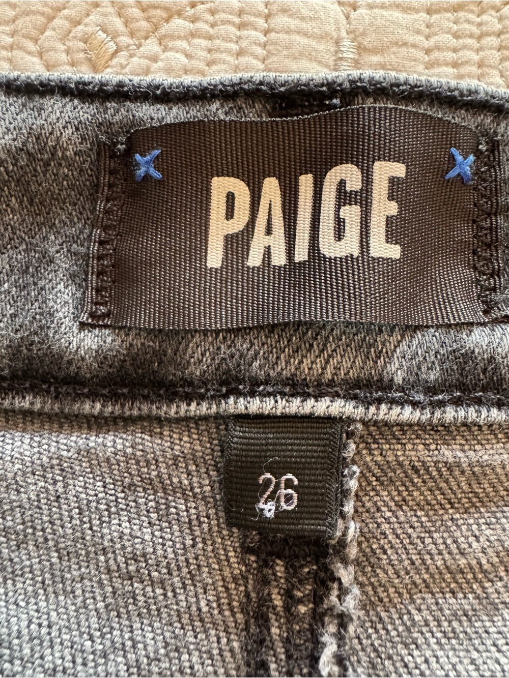 PAIGE Anessa Petite Wide Leg high Rise Raw Hem In Black Lotus Wash Jean Size 26 - Picture 16 of 16